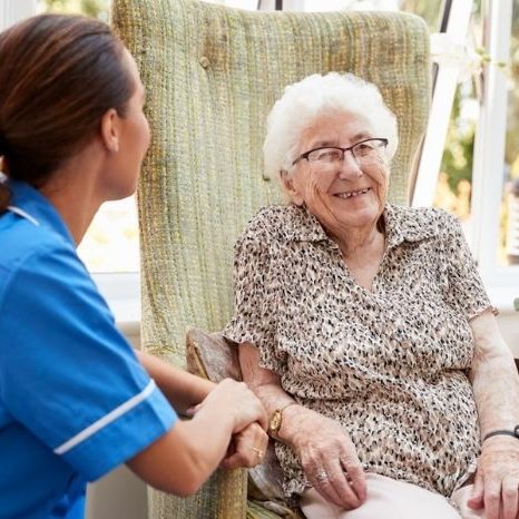 Big-Benefits-of-being-a-social-care-worker_1